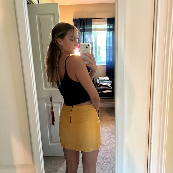 Corduroy skirt - Picture 2 of 3